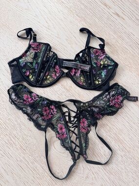 Victoria's Secret Black Sheer Floral Lace Underwire Bra & Lace-Up Thong